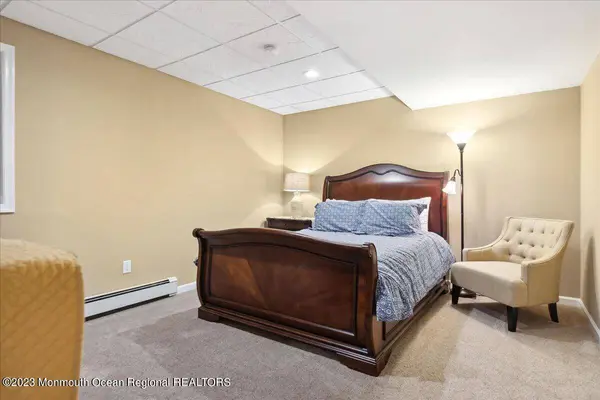 3 Wildwood Way, Freehold, NJ 07728