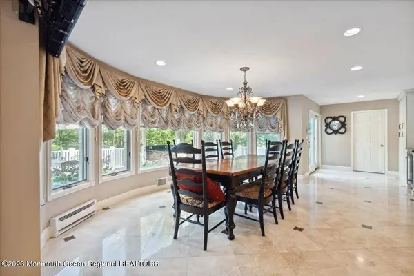 4 Beaver Hill Road, Morganville, NJ 07751