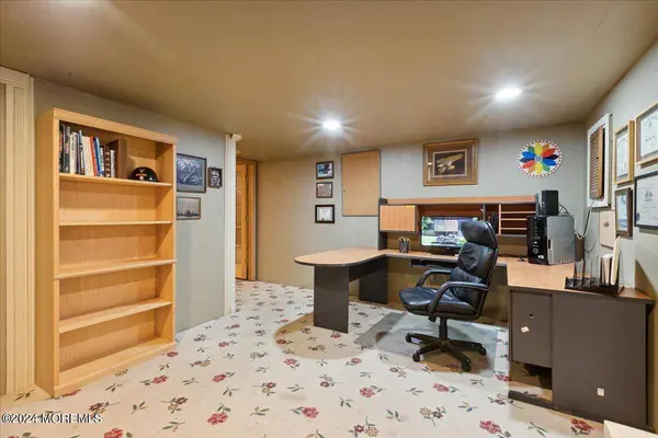 40 Leiden Road, Freehold, NJ 07728