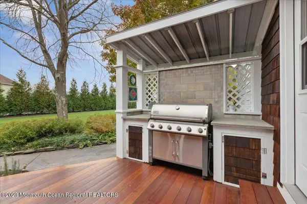 3 Wildwood Way, Freehold, NJ 07728