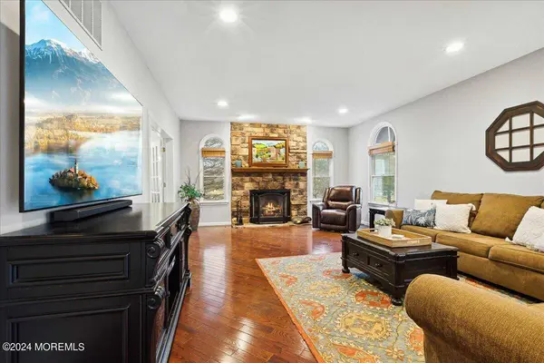 40 Leiden Road, Freehold, NJ 07728