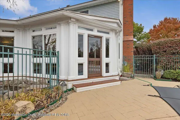 3 Wildwood Way, Freehold, NJ 07728