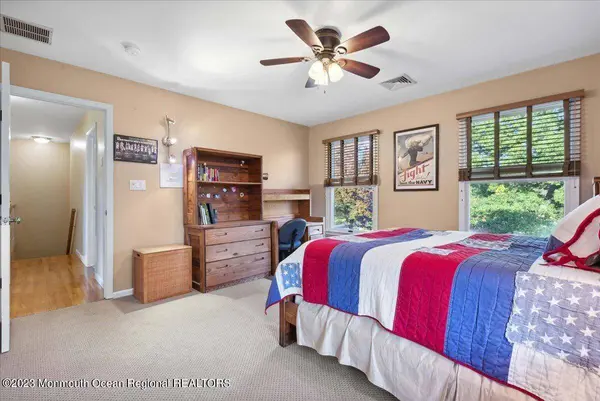 3 Wildwood Way, Freehold, NJ 07728