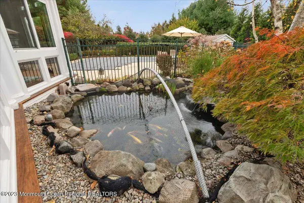 3 Wildwood Way, Freehold, NJ 07728