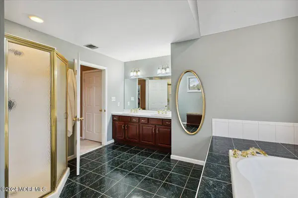 40 Leiden Road, Freehold, NJ 07728