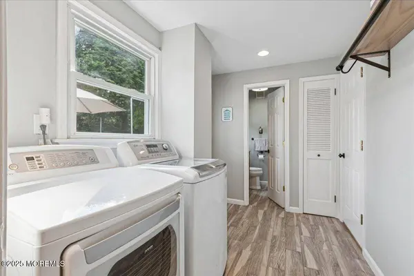 19 Meadowbrook Lane, Freehold, NJ 07728