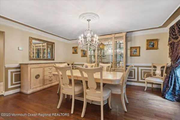 4 Beaver Hill Road, Morganville, NJ 07751