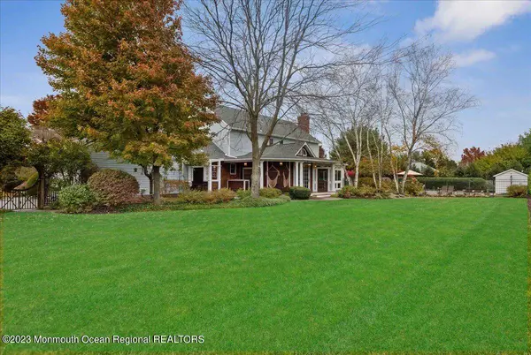 3 Wildwood Way, Freehold, NJ 07728