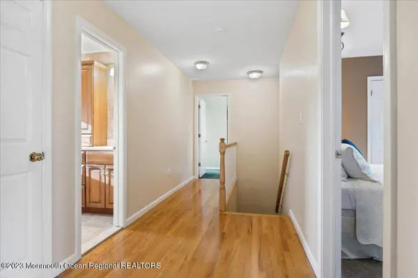 3 Wildwood Way, Freehold, NJ 07728