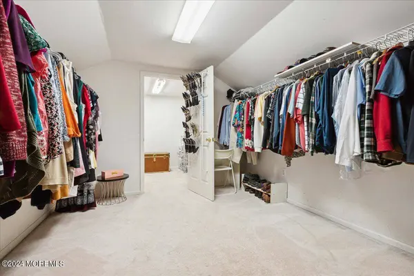 40 Leiden Road, Freehold, NJ 07728