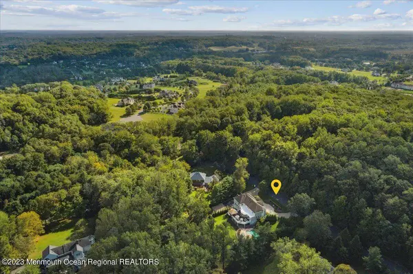 4 Beaver Hill Road, Morganville, NJ 07751
