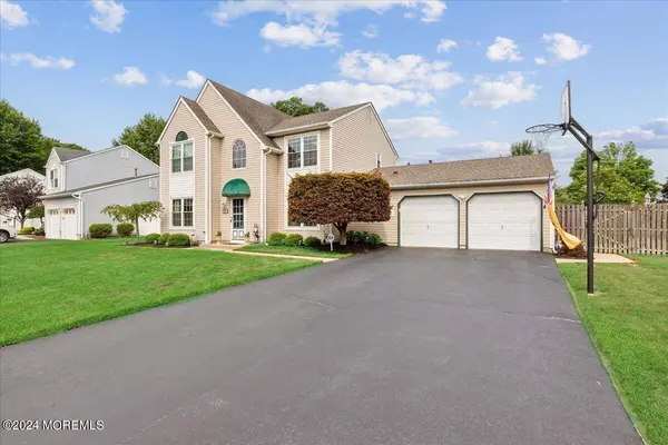 64 Sherrybrooke Drive, Howell, NJ 07731