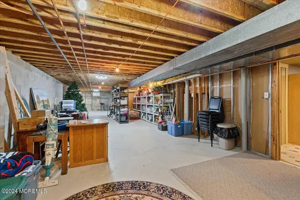 40 Leiden Road, Freehold, NJ 07728