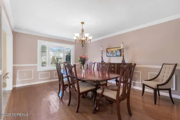 2 Palomino Way, Marlboro, NJ 07746