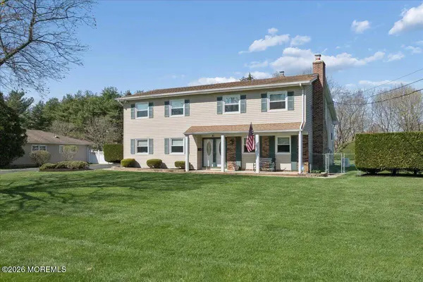 81 Kings Way, Freehold, NJ 07728