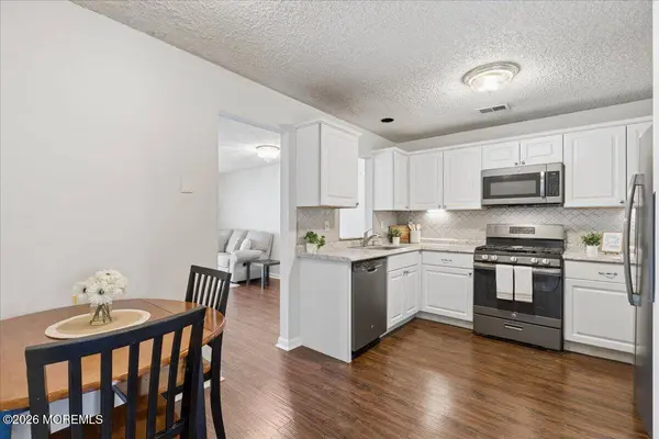 321 Tulip Lane, Freehold, NJ 07728