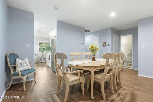 173 Amberly Drive #D, Manalapan, NJ 07726