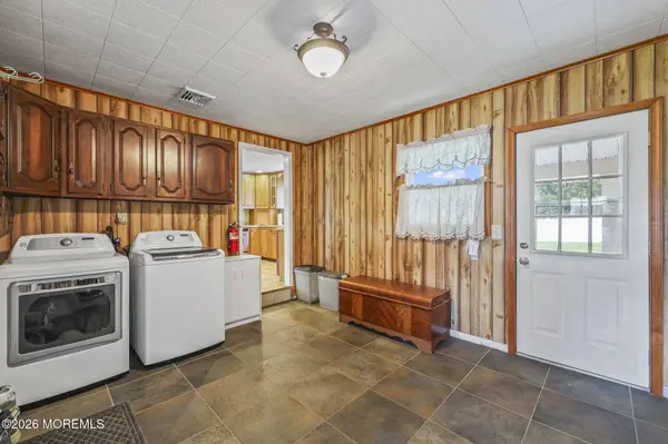 67 Crest Drive, Howell, NJ 07731