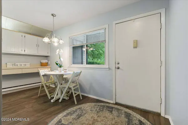173 Amberly Drive #D, Manalapan, NJ 07726