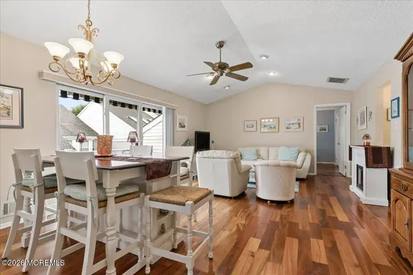 46 Tulip Lane, Freehold, NJ 07728