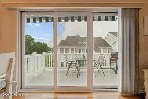 46 Tulip Lane, Freehold, NJ 07728