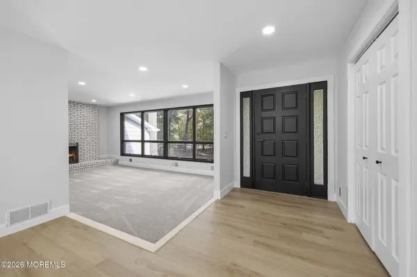 105 Thompson Grove Road, Manalapan, NJ 07726