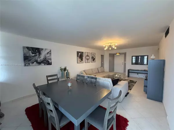 250 174th St #2307, Sunny Isles Beach, FL 33160