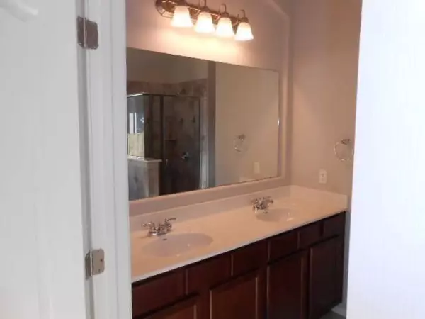 533 Peregrine WAY, Leander, TX 78641