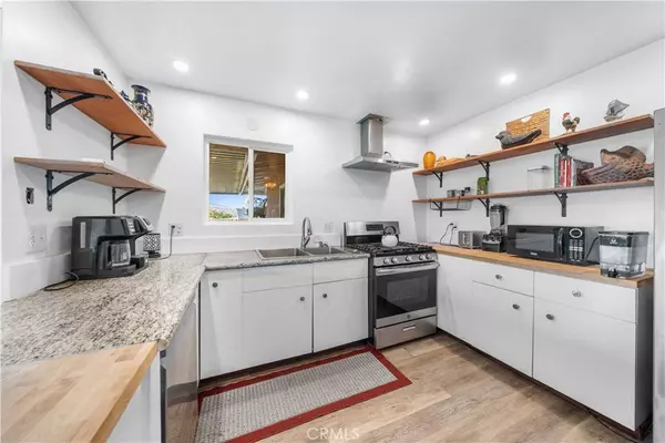 7590 Aster Ave, Yucca Valley, CA 92284