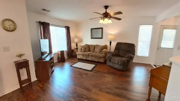 12 Ledgerwoods Dr, Batavia Twp, OH 45102