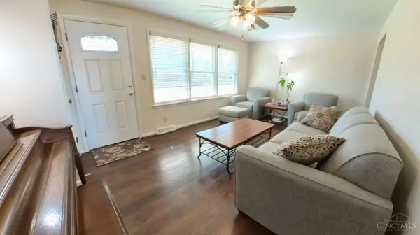 558 Marjorie Ln, Union Twp, OH 45244