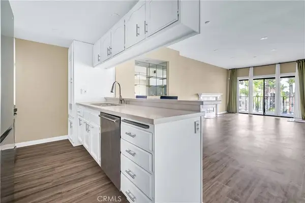 11620 Warner #621, Fountain Valley, CA 92708