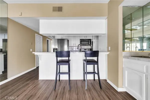 11620 Warner #621, Fountain Valley, CA 92708