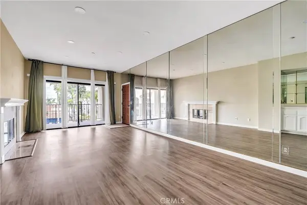 11620 Warner #621, Fountain Valley, CA 92708