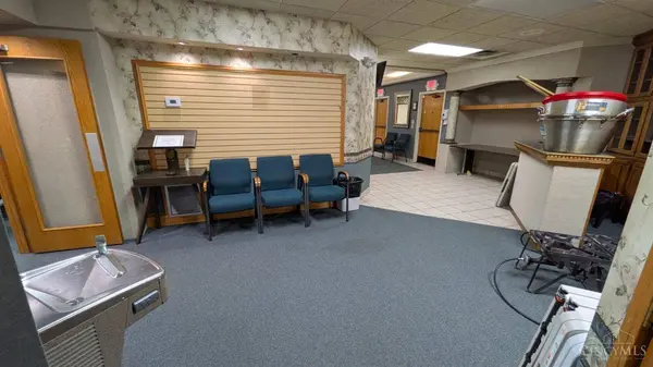 5629 Bridgetown Rd, Green Twp, OH 45248