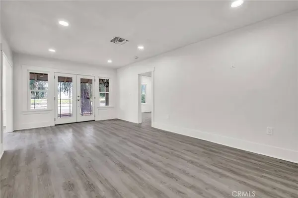809 E Colton, Redlands, CA 92374