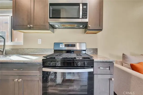 1976 Olive, Long Beach, CA 90806