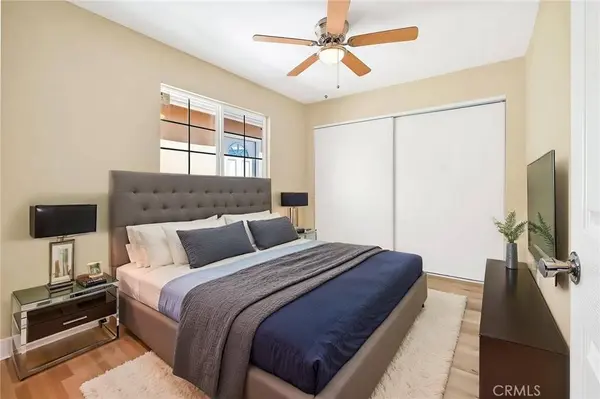 1972 Olive #A, Long Beach, CA 90806