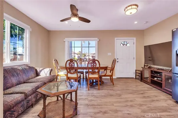 1972 Olive, Long Beach, CA 90806