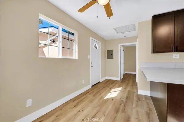 1976 Olive #A, Long Beach, CA 90806