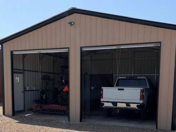2290 Brooks Lane, Sadler, TX 76264