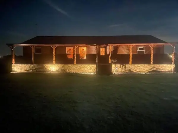2290 Brooks Lane, Sadler, TX 76264