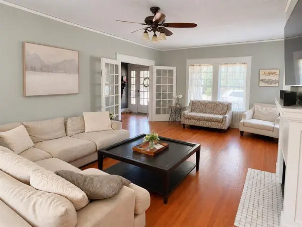 2221 Park Place Avenue, Fort Worth, TX 76110