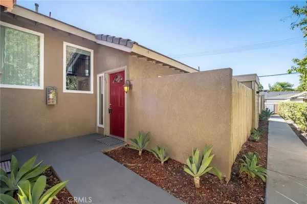 1010 S Victoria AVE, Corona, CA 92879
