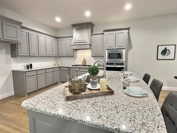 2424 Belvedere Lane, Flower Mound, TX 75028