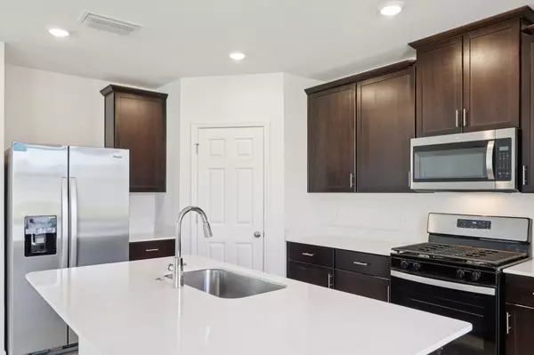 St Cloud, FL 34772-9252,2908 Wild Olive Dr