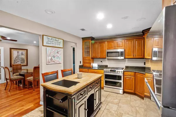 878 ELGIN DR, Winter Springs, FL 32708