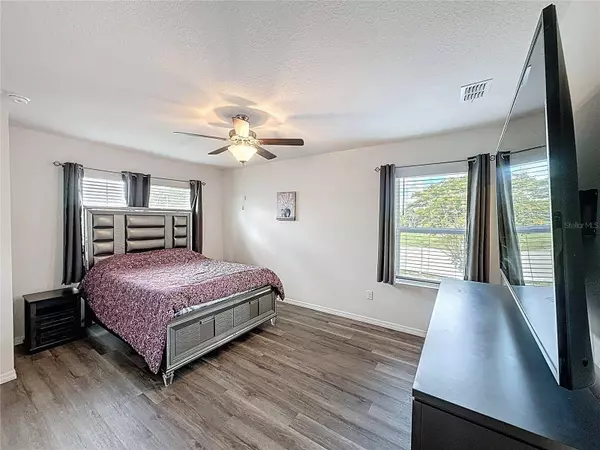 1303 TALLOWWOOD LN, Davenport, FL 33837