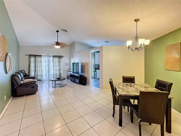 3217 BREWSTER DR, Kissimmee, FL 34743