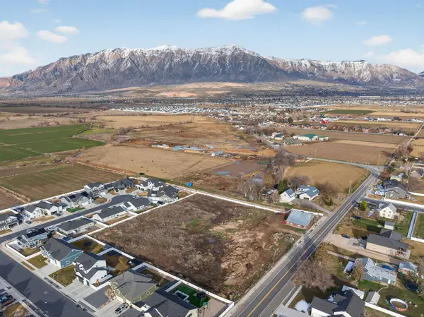 3940 W 2800 N, Plain City, UT 84404